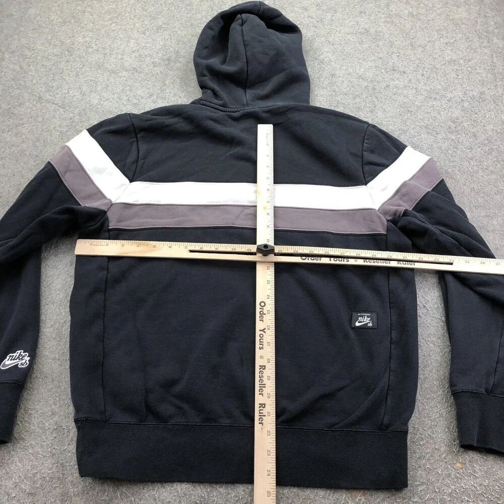 Nike SB Hoodie Mens Medium Black Pullover Fleece Sweatshirt Striped Logo Skate